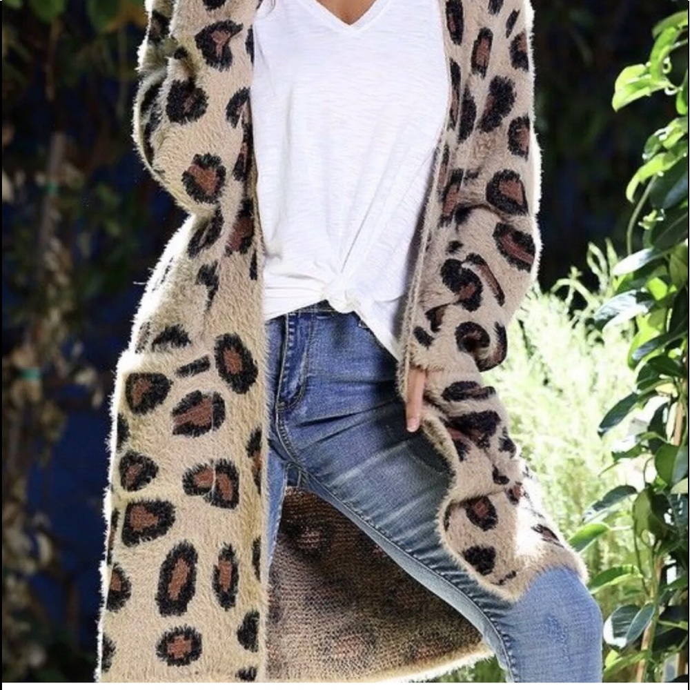 New Fuzzy Leopard Cardigan Womens Long Medium M